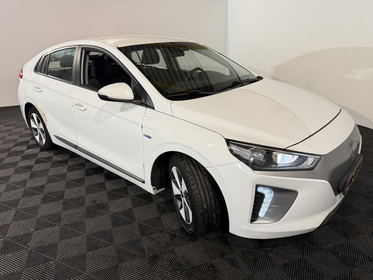 Kia | Stonic | 1.0 T-GDi DynamicLine | 2018 | 230.603 km | RL369S | Logisch - SUV: φωτογραφία 5 Kia | Stonic | 1.0 T-GDi DynamicLine | 2018 | 230.603 km | RL369S | Logisch - SUV: φωτογραφία 5