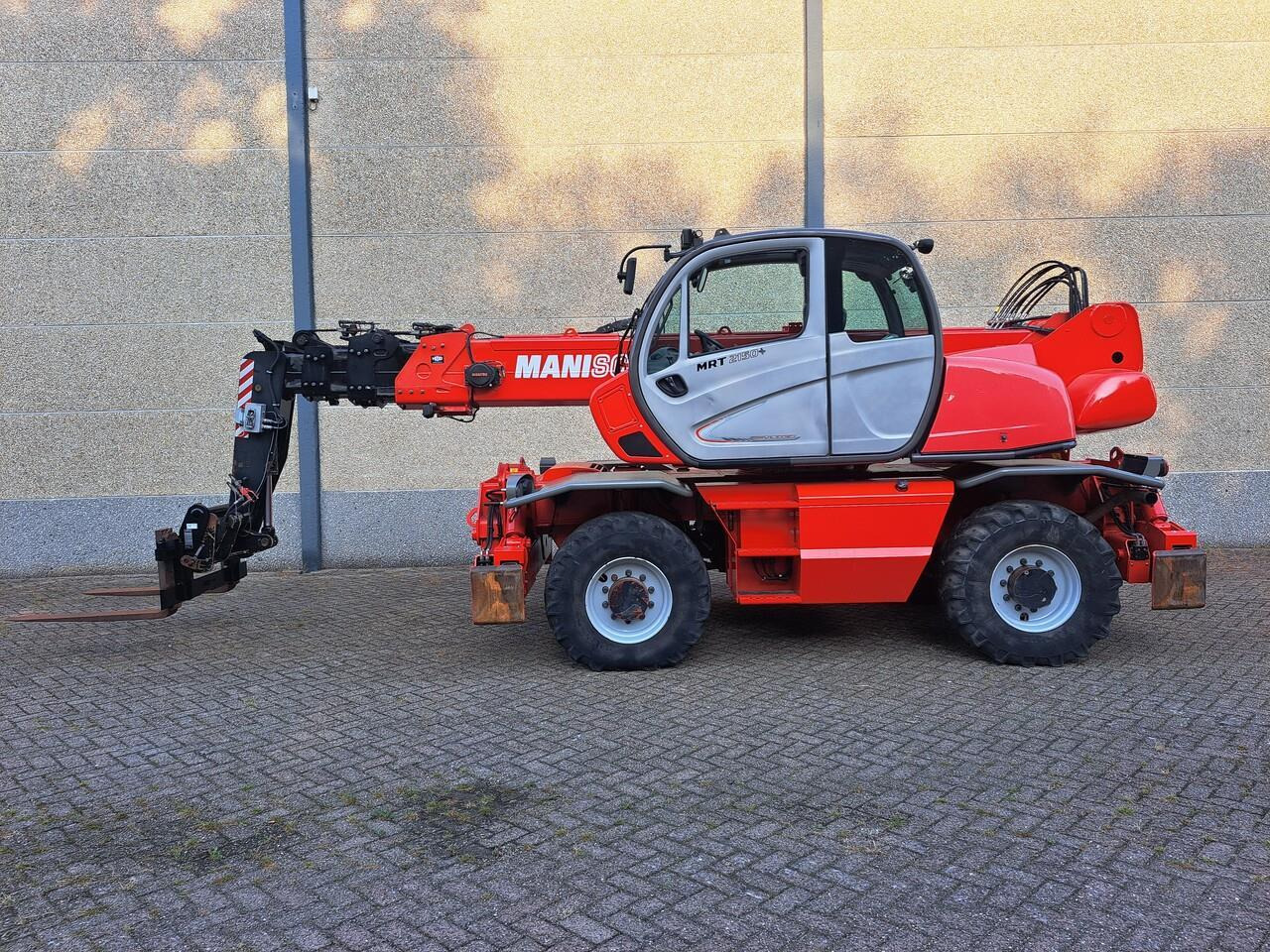 Manitou MRT 2150+ Privilege All-Terrain Roterende Verreiker (2015) - Τηλεσκοπικός φορτωτής: φωτογραφία 5 Manitou MRT 2150+ Privilege All-Terrain Roterende Verreiker (2015) - Τηλεσκοπικός φορτωτής: φωτογραφία 5