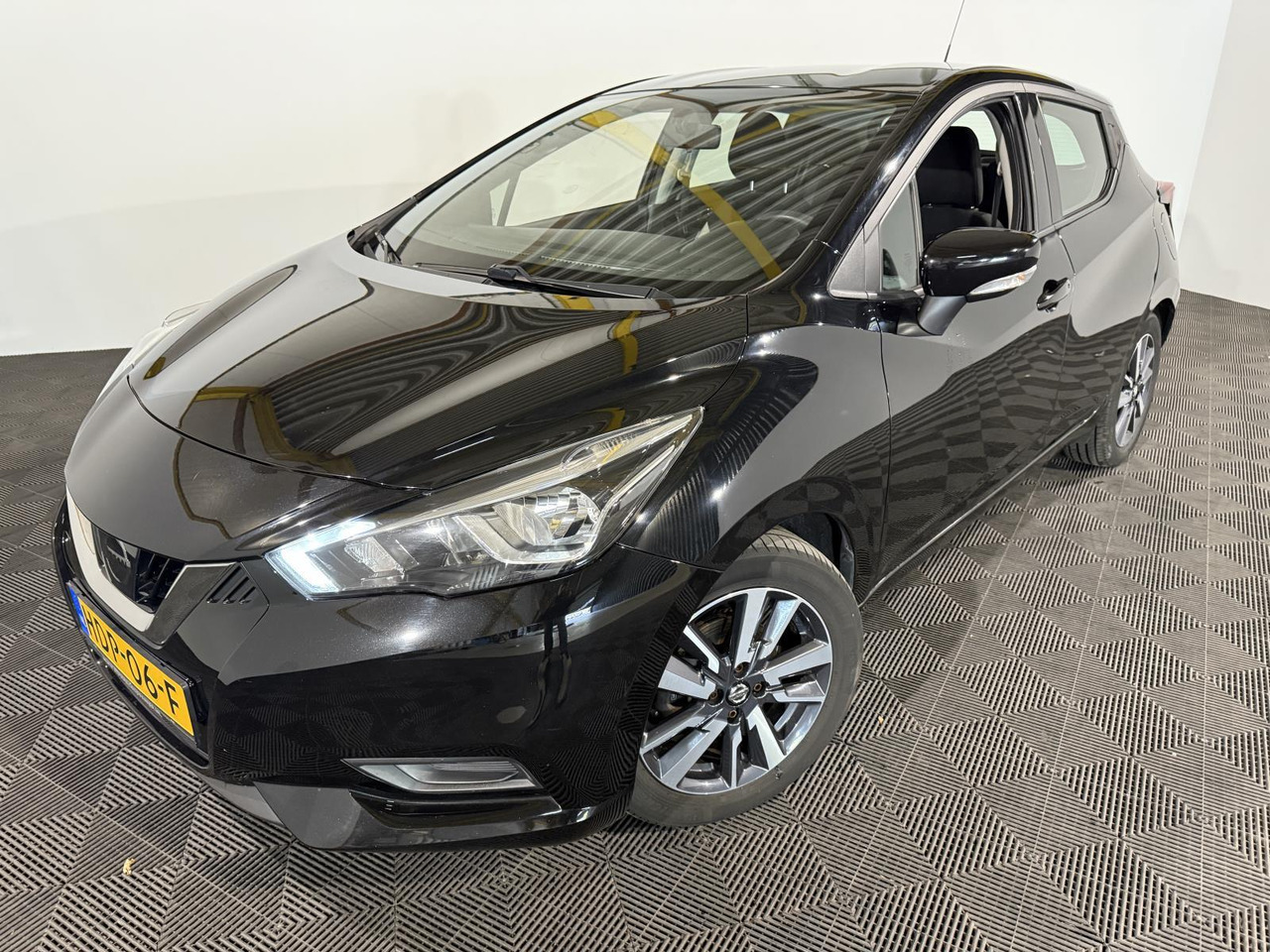 Nissan | Micra | 0.9 IG-T Acenta | 2018 | 158.656 km | HDP06F | Geen oordeel - Hatchback: φωτογραφία 1 Nissan | Micra | 0.9 IG-T Acenta | 2018 | 158.656 km | HDP06F | Geen oordeel - Hatchback: φωτογραφία 1