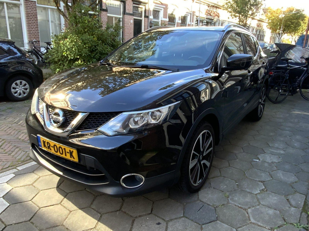 Nissan | Qashqai | 1.2 Tekna | 2016 | 193.328 km | Automaat | KR001K | Logisch - SUV: φωτογραφία 1 Nissan | Qashqai | 1.2 Tekna | 2016 | 193.328 km | Automaat | KR001K | Logisch - SUV: φωτογραφία 1