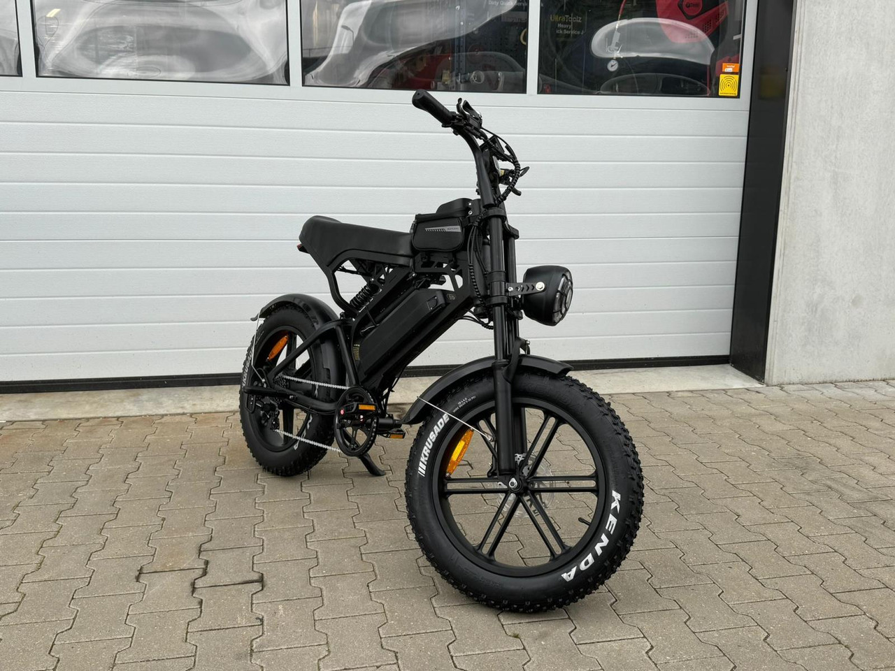 OUXI V20 Fatbike met LCD display NIEUW - Άλλα μηχανήματα: φωτογραφία 1 OUXI V20 Fatbike met LCD display NIEUW - Άλλα μηχανήματα: φωτογραφία 1