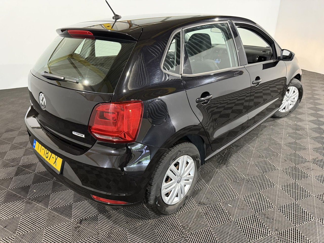 Volkswagen | Polo | 1.0 Comfortline Connected Series | 2017 | 178.442 km | TT187X | Geen oordeel - Hatchback: φωτογραφία 2 Volkswagen | Polo | 1.0 Comfortline Connected Series | 2017 | 178.442 km | TT187X | Geen oordeel - Hatchback: φωτογραφία 2