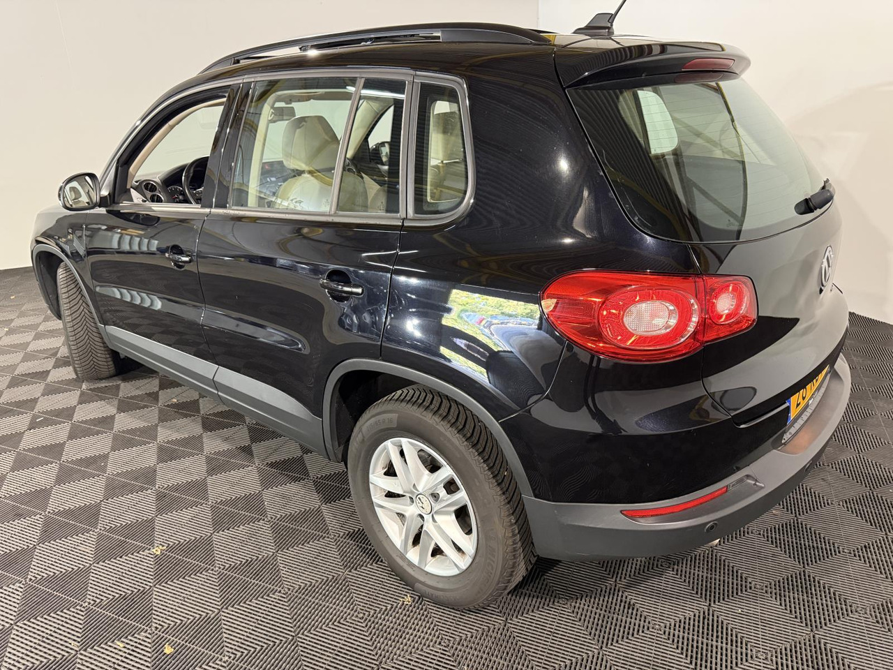 Volkswagen | Tiguan | 1.4 TSI Comfort&Design | 2011 | 236.671 km | 28RDT1 | Logisch - SUV: φωτογραφία 2 Volkswagen | Tiguan | 1.4 TSI Comfort&Design | 2011 | 236.671 km | 28RDT1 | Logisch - SUV: φωτογραφία 2