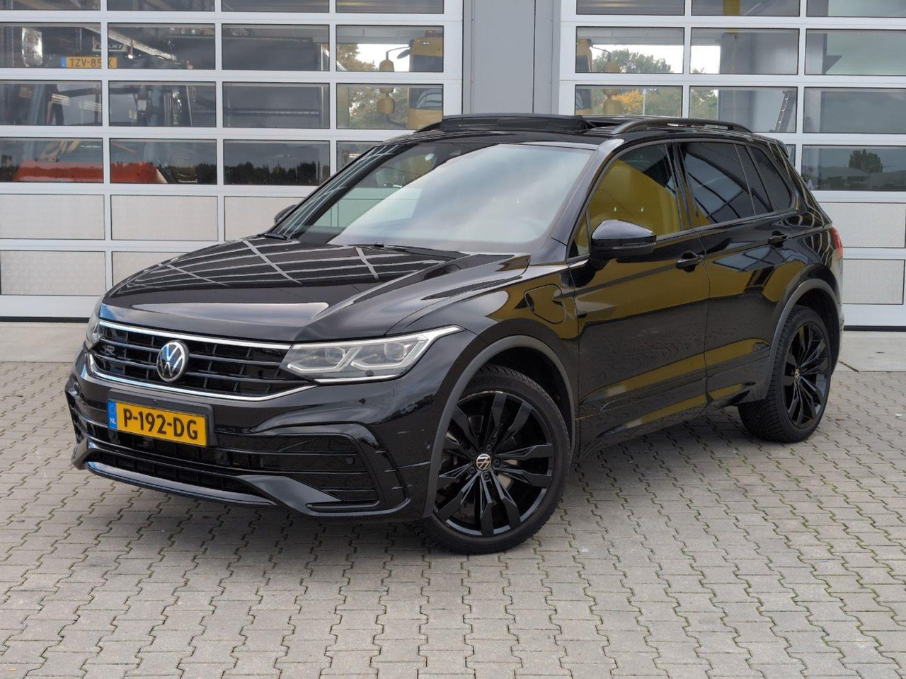 Volkswagen Tiguan 1.4 TSI eHybrid R - Line Business+ | 2021 | 96.459 km | Automaat | P192DG | NAP: Geen oordeel - SUV: φωτογραφία 1 Volkswagen Tiguan 1.4 TSI eHybrid R - Line Business+ | 2021 | 96.459 km | Automaat | P192DG | NAP: Geen oordeel - SUV: φωτογραφία 1