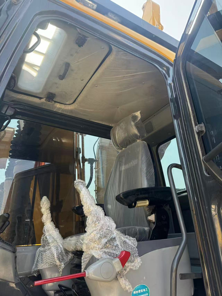 KOMATSU PC130-7 - Ερπυστριοφόρος εκσκαφέας: φωτογραφία 4 KOMATSU PC130-7 - Ερπυστριοφόρος εκσκαφέας: φωτογραφία 4