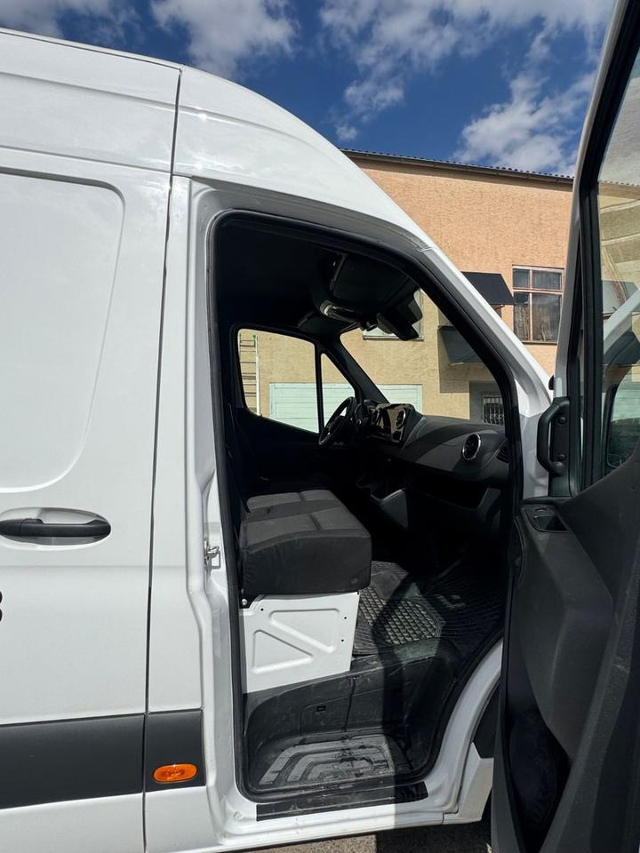 Mercedes-Benz Sprinter 317/inkl.Werkstattregale- Sortimo - Βαν: φωτογραφία 4 Mercedes-Benz Sprinter 317/inkl.Werkstattregale- Sortimo - Βαν: φωτογραφία 4