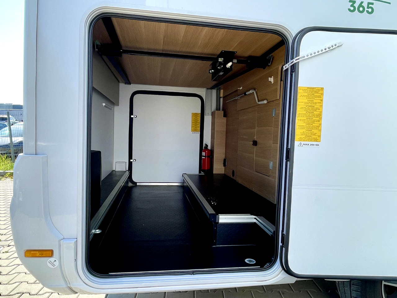 Αυτοκινούμενο με σοφίτα Adria Coral Xl 600 DP: φωτογραφία 6 Αυτοκινούμενο με σοφίτα Adria Coral Xl 600 DP: φωτογραφία 6