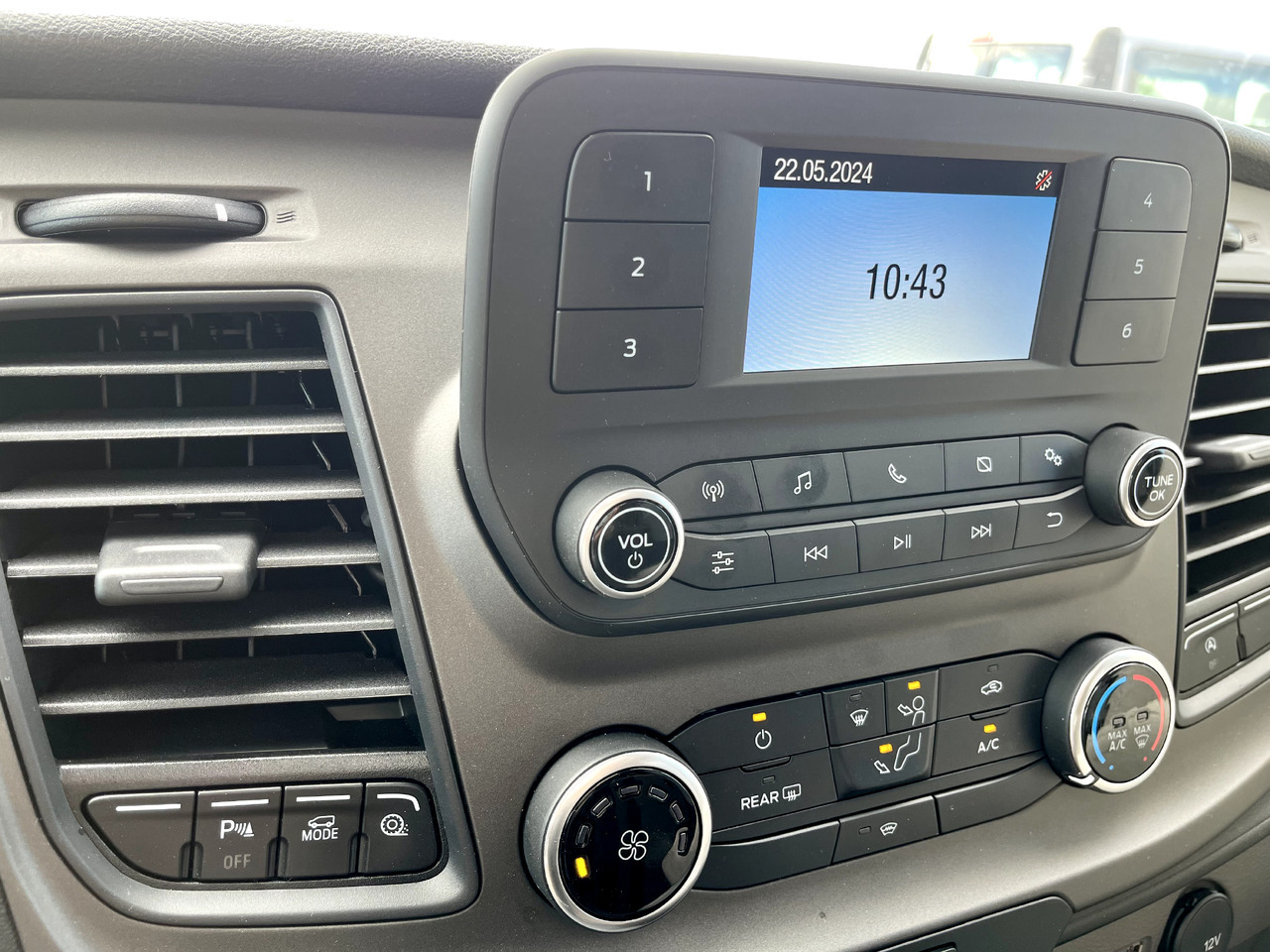 Αυτοκινούμενο βαν LMC Innovan 590C: φωτογραφία 15 Αυτοκινούμενο βαν LMC Innovan 590C: φωτογραφία 15