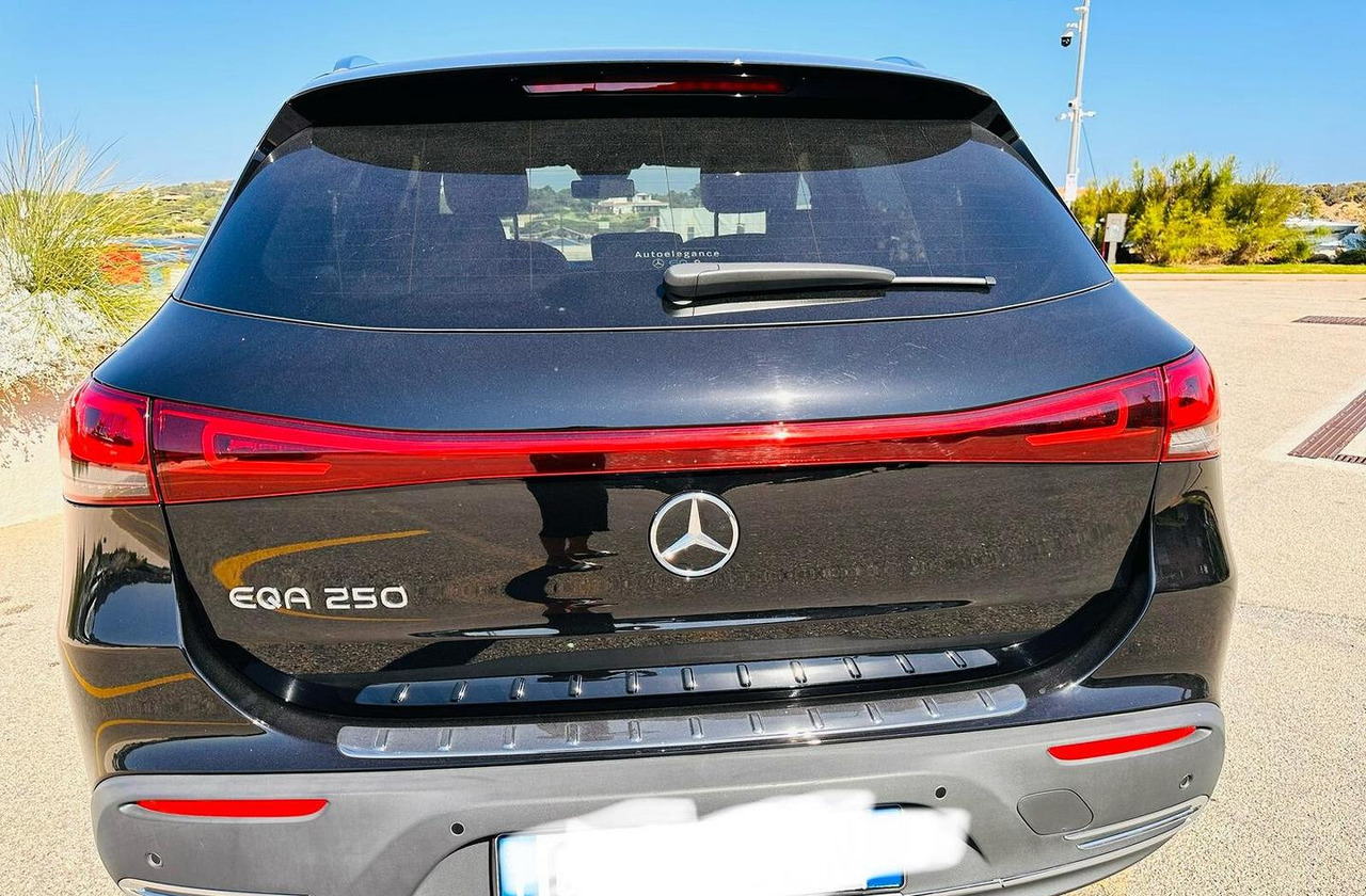 Mercedes-benz EQA 250 Sport Plus - Αυτοκίνητο: φωτογραφία 4 Mercedes-benz EQA 250 Sport Plus - Αυτοκίνητο: φωτογραφία 4