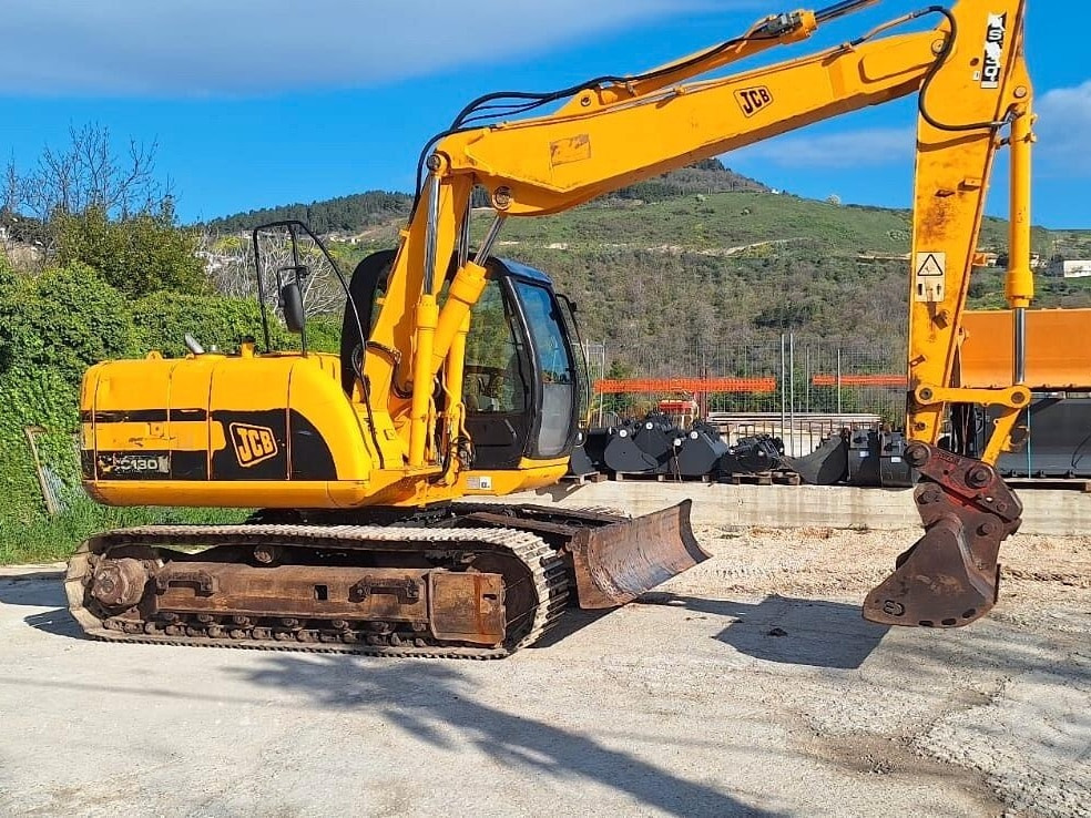JCB JS130 - Ερπυστριοφόρος εκσκαφέας: φωτογραφία 1 JCB JS130 - Ερπυστριοφόρος εκσκαφέας: φωτογραφία 1