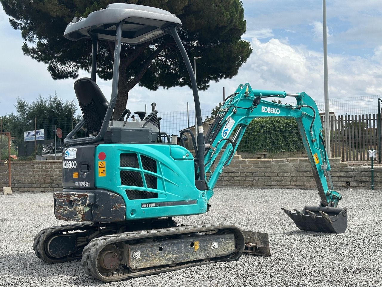 KOBELCO SK17SR-3E - Μίνι εκσκαφέας: φωτογραφία 2 KOBELCO SK17SR-3E - Μίνι εκσκαφέας: φωτογραφία 2