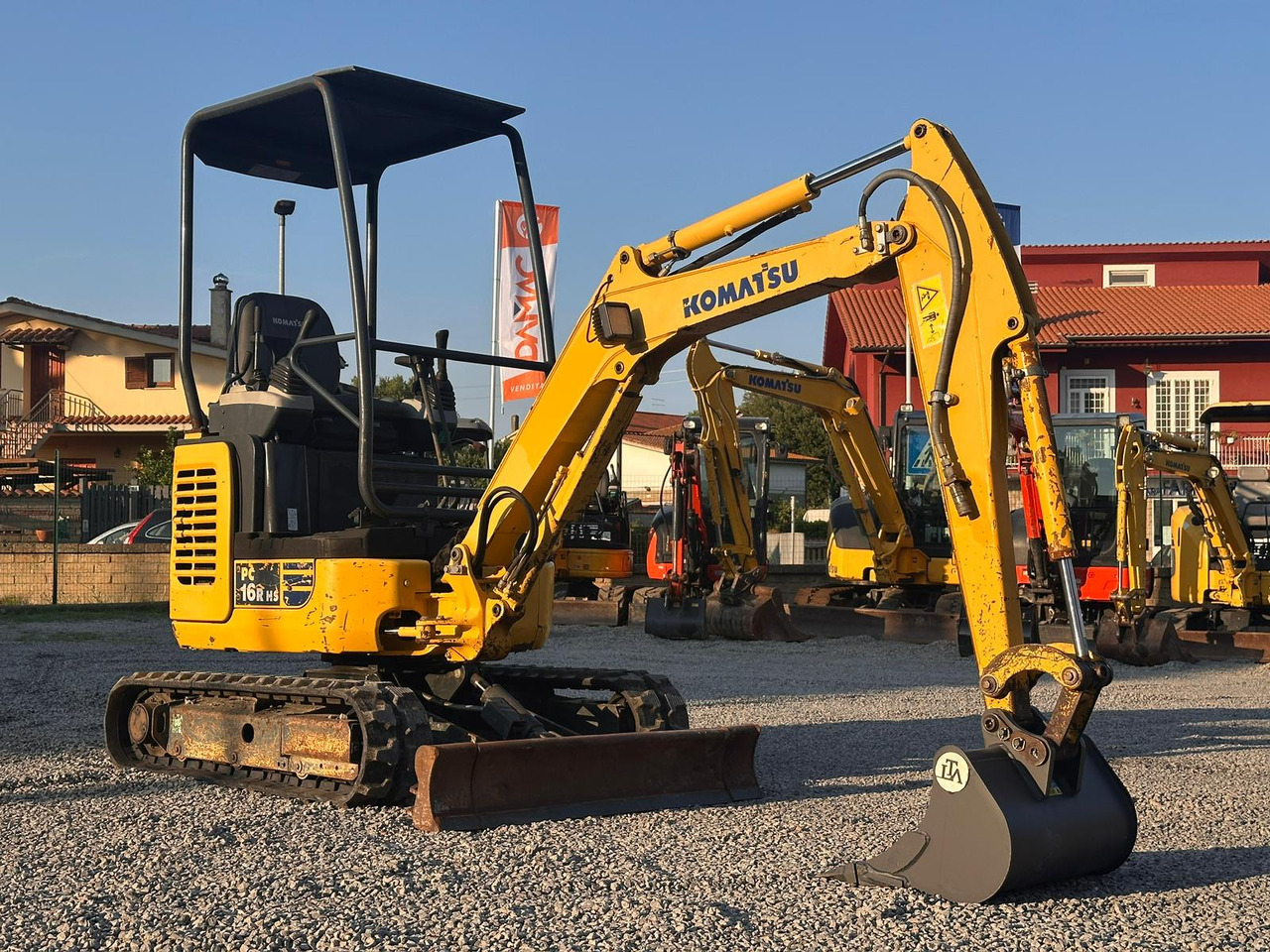 KOMATSU PC16R-3HS - Μίνι εκσκαφέας: φωτογραφία 1 KOMATSU PC16R-3HS - Μίνι εκσκαφέας: φωτογραφία 1