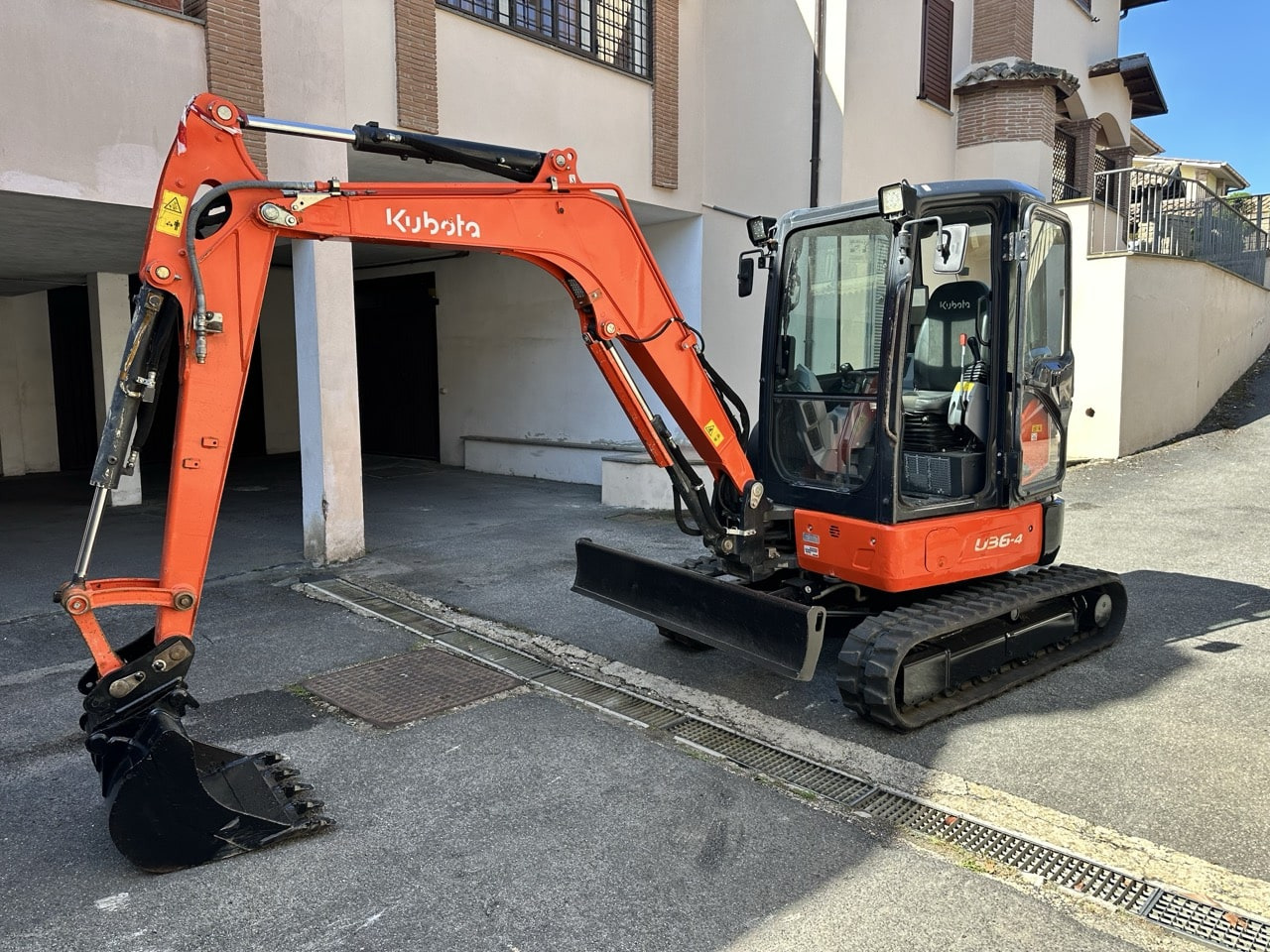 KUBOTA U36-4 - Μίνι εκσκαφέας: φωτογραφία 1 KUBOTA U36-4 - Μίνι εκσκαφέας: φωτογραφία 1