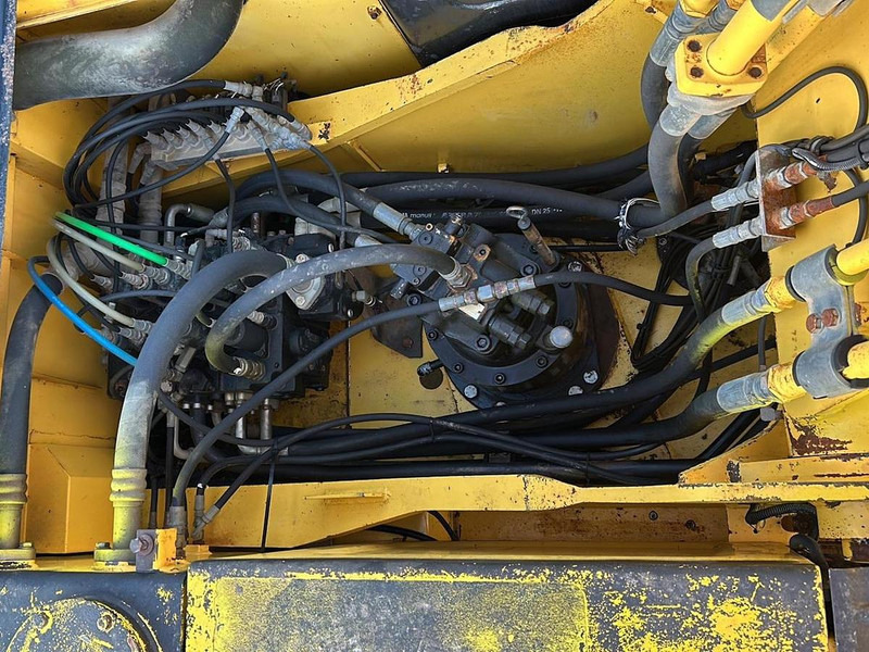 Εκσκαφέας New Holland E245B: φωτογραφία 12