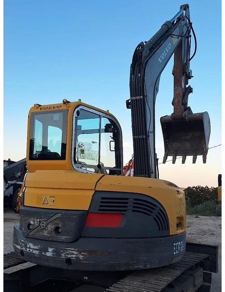 Volvo ECR88PLUS - Μίνι εκσκαφέας: φωτογραφία 4 Volvo ECR88PLUS - Μίνι εκσκαφέας: φωτογραφία 4