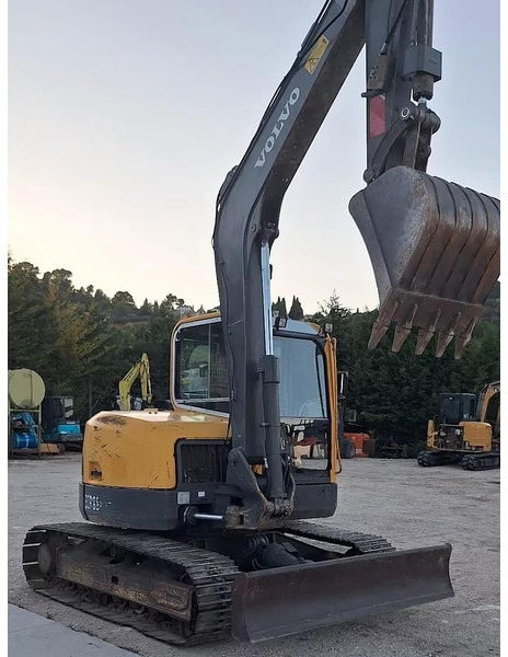 Volvo ECR88PLUS - Μίνι εκσκαφέας: φωτογραφία 1 Volvo ECR88PLUS - Μίνι εκσκαφέας: φωτογραφία 1