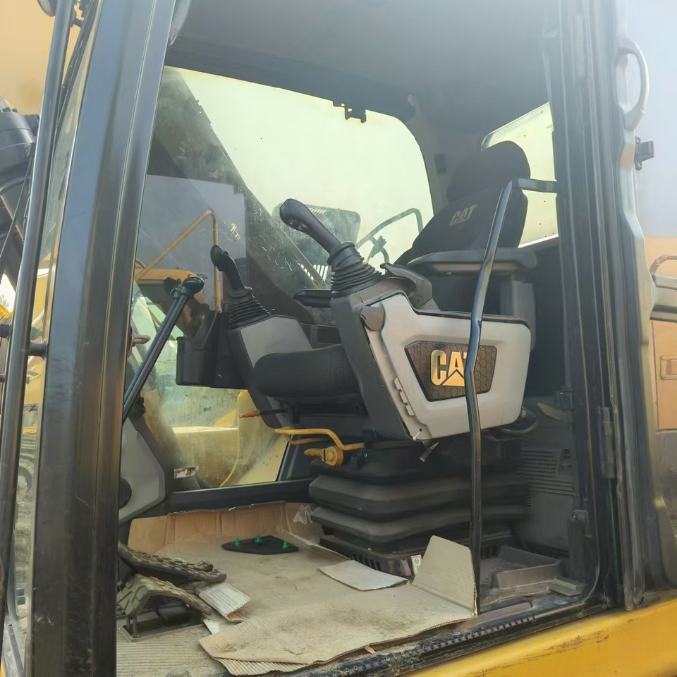 CATERPILLAR 320GC - Ερπυστριοφόρος εκσκαφέας: φωτογραφία 4 CATERPILLAR 320GC - Ερπυστριοφόρος εκσκαφέας: φωτογραφία 4