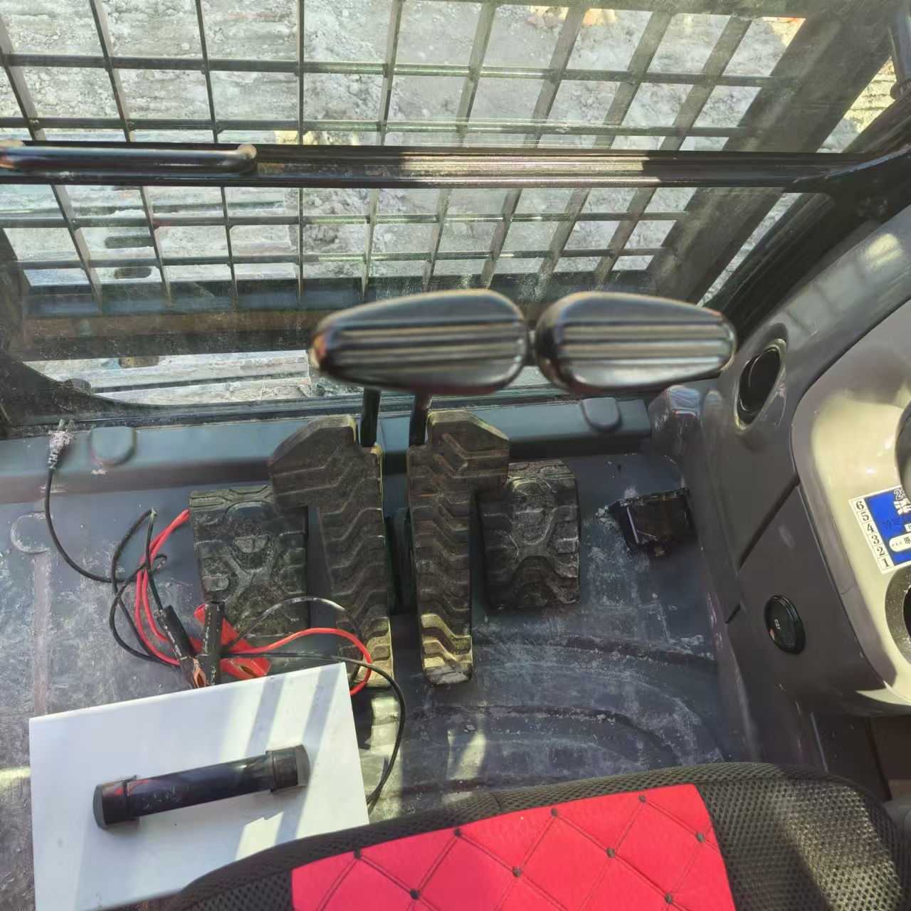 Μίσθωση CATERPILLAR 323D CATERPILLAR 323D: φωτογραφία 9