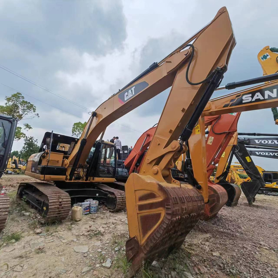 CATERPILLAR 325D2 - Ερπυστριοφόρος εκσκαφέας: φωτογραφία 1 CATERPILLAR 325D2 - Ερπυστριοφόρος εκσκαφέας: φωτογραφία 1