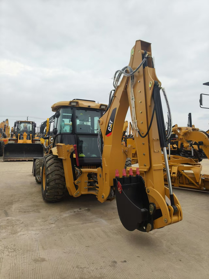 CATERPILLAR 420F - Φορτωτής εκσκαφέας: φωτογραφία 4 CATERPILLAR 420F - Φορτωτής εκσκαφέας: φωτογραφία 4