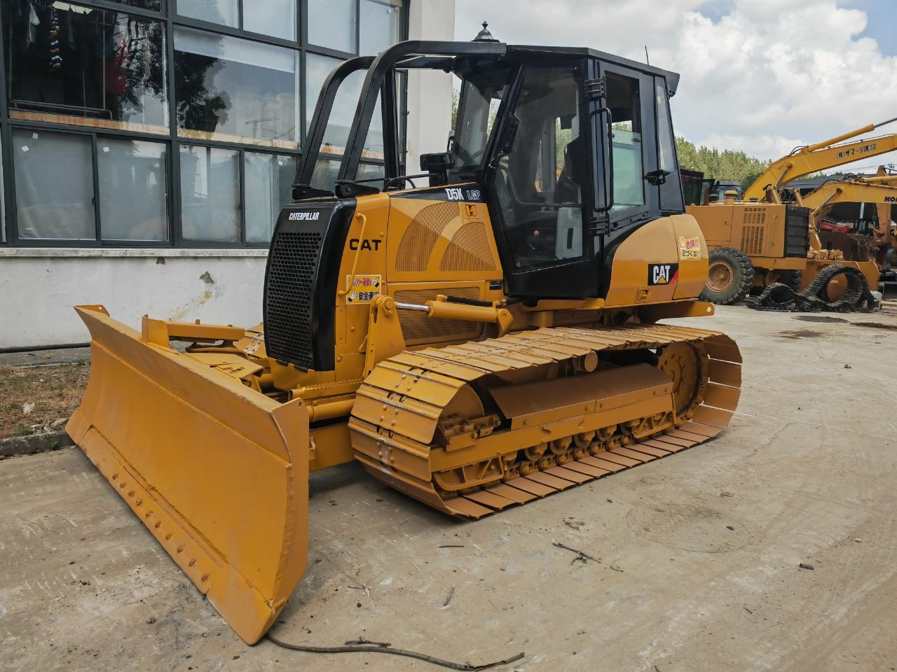 CATERPILLAR D5K - Μπουλντόζα: φωτογραφία 2 CATERPILLAR D5K - Μπουλντόζα: φωτογραφία 2
