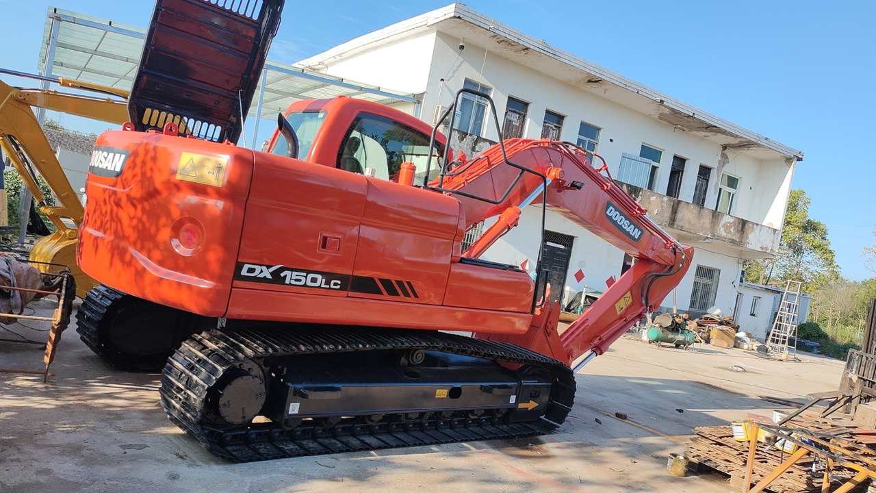 DOOSAN DX150 - Ερπυστριοφόρος εκσκαφέας: φωτογραφία 2 DOOSAN DX150 - Ερπυστριοφόρος εκσκαφέας: φωτογραφία 2