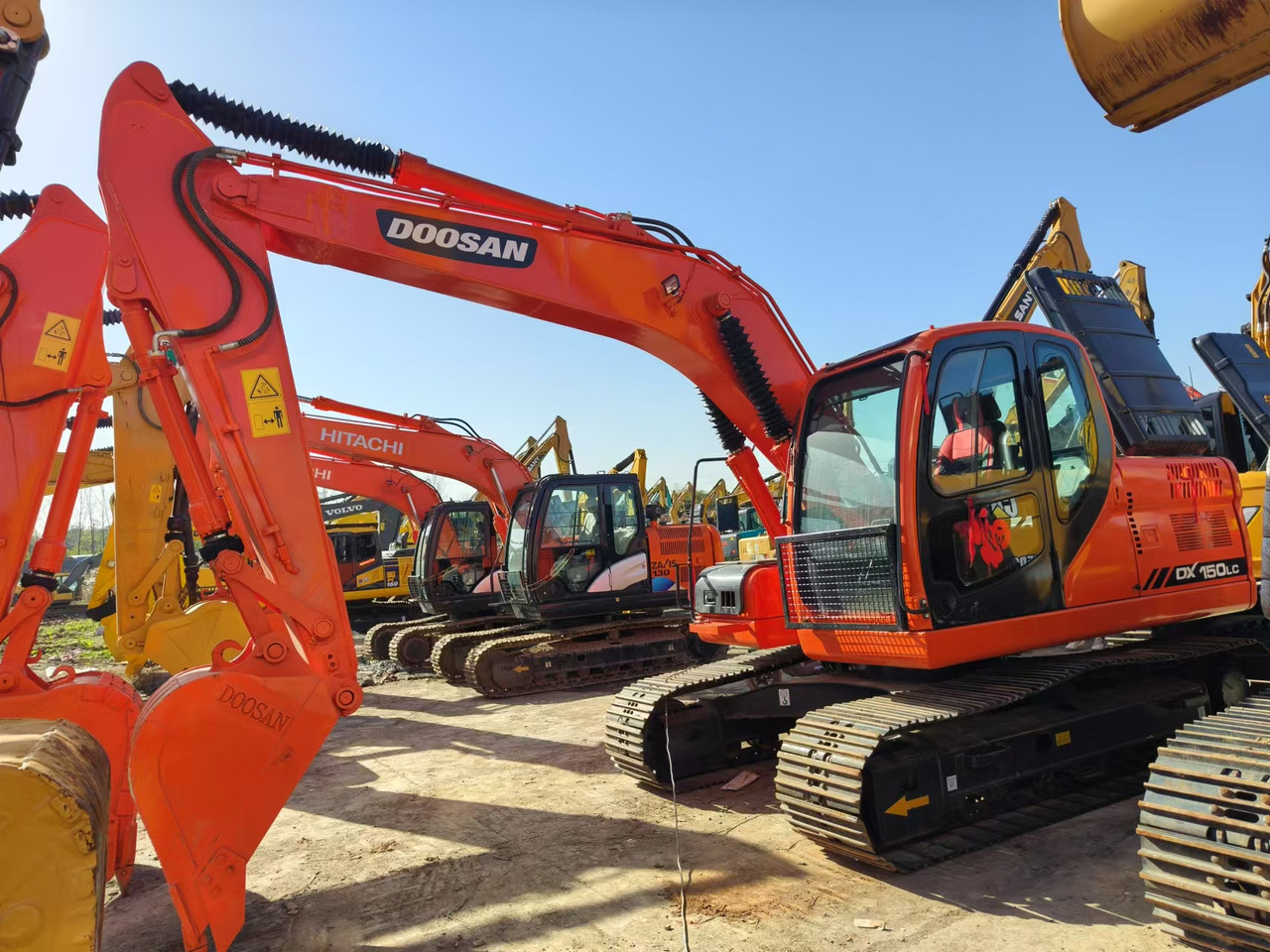 DOOSAN DX150 - Εκσκαφέας: φωτογραφία 2 DOOSAN DX150 - Εκσκαφέας: φωτογραφία 2