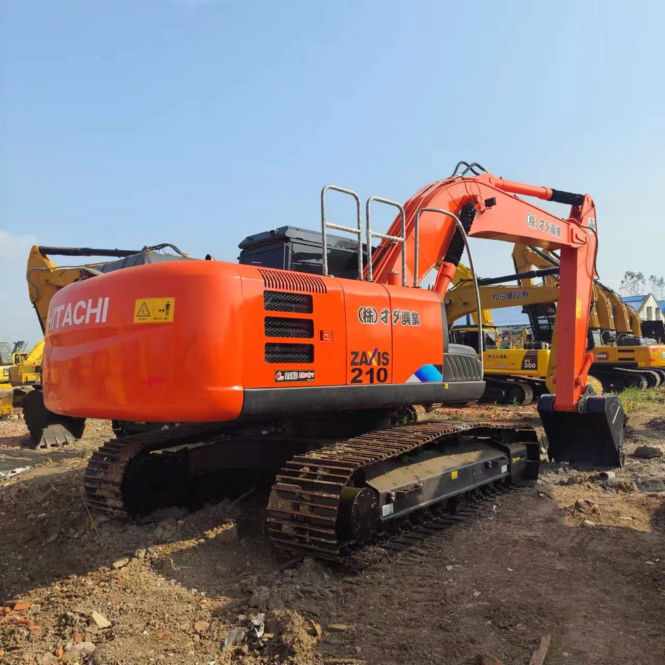 HITACHI ZX210 - Ερπυστριοφόρος εκσκαφέας: φωτογραφία 1 HITACHI ZX210 - Ερπυστριοφόρος εκσκαφέας: φωτογραφία 1