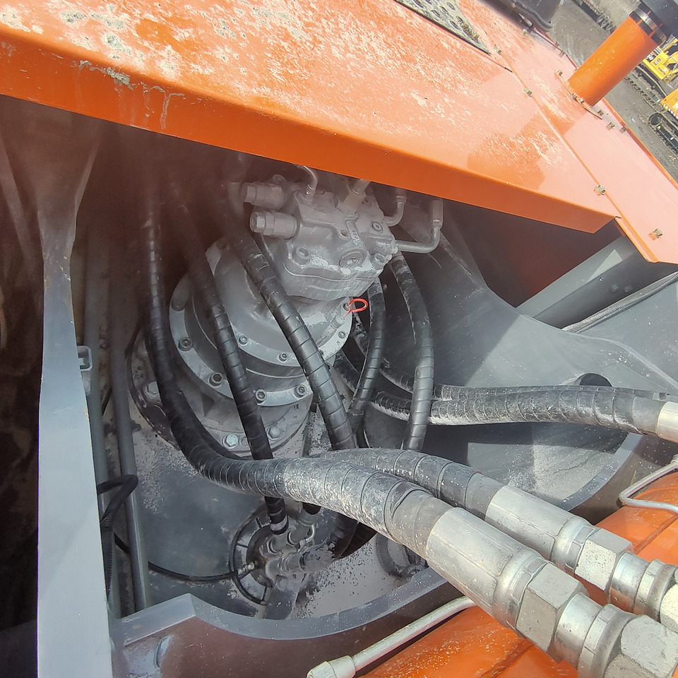 HITACHI ZX350 - Ερπυστριοφόρος εκσκαφέας: φωτογραφία 5 HITACHI ZX350 - Ερπυστριοφόρος εκσκαφέας: φωτογραφία 5