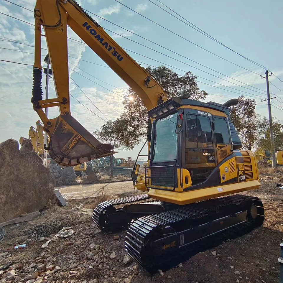 KOMATSU PC130 - Ερπυστριοφόρος εκσκαφέας: φωτογραφία 2 KOMATSU PC130 - Ερπυστριοφόρος εκσκαφέας: φωτογραφία 2