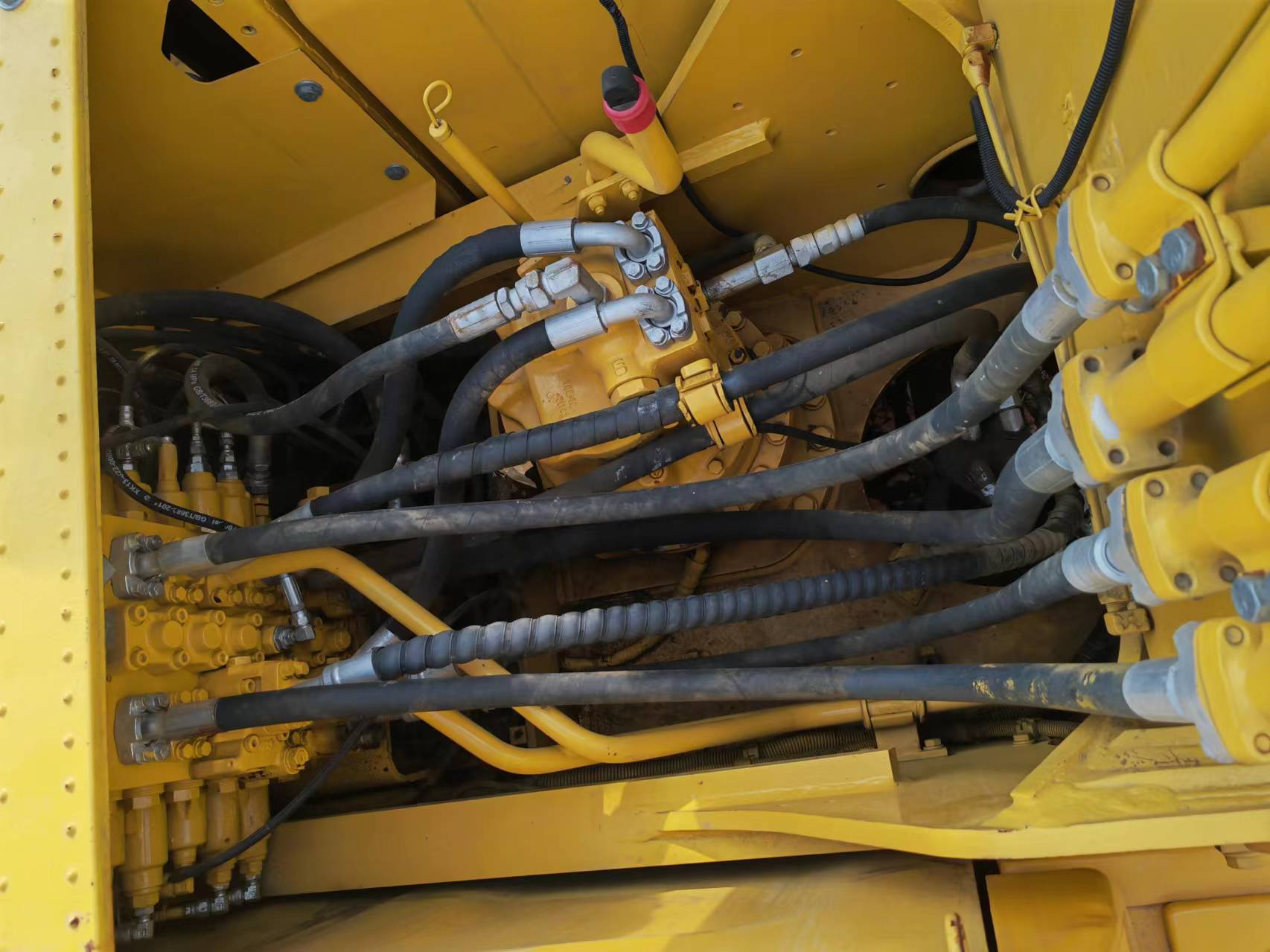 Ερπυστριοφόρος εκσκαφέας KOMATSU PC200: φωτογραφία 15