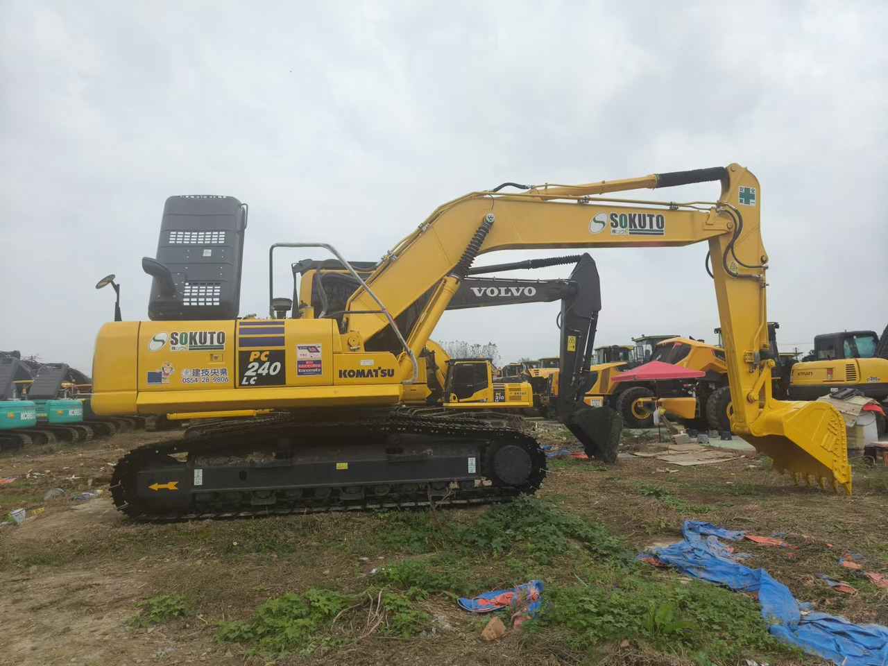 KOMATSU PC240LC-8 - Ερπυστριοφόρος εκσκαφέας: φωτογραφία 3 KOMATSU PC240LC-8 - Ερπυστριοφόρος εκσκαφέας: φωτογραφία 3