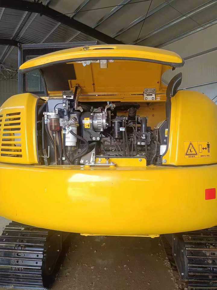 KOMATSU PC70 - Ερπυστριοφόρος εκσκαφέας: φωτογραφία 4 KOMATSU PC70 - Ερπυστριοφόρος εκσκαφέας: φωτογραφία 4