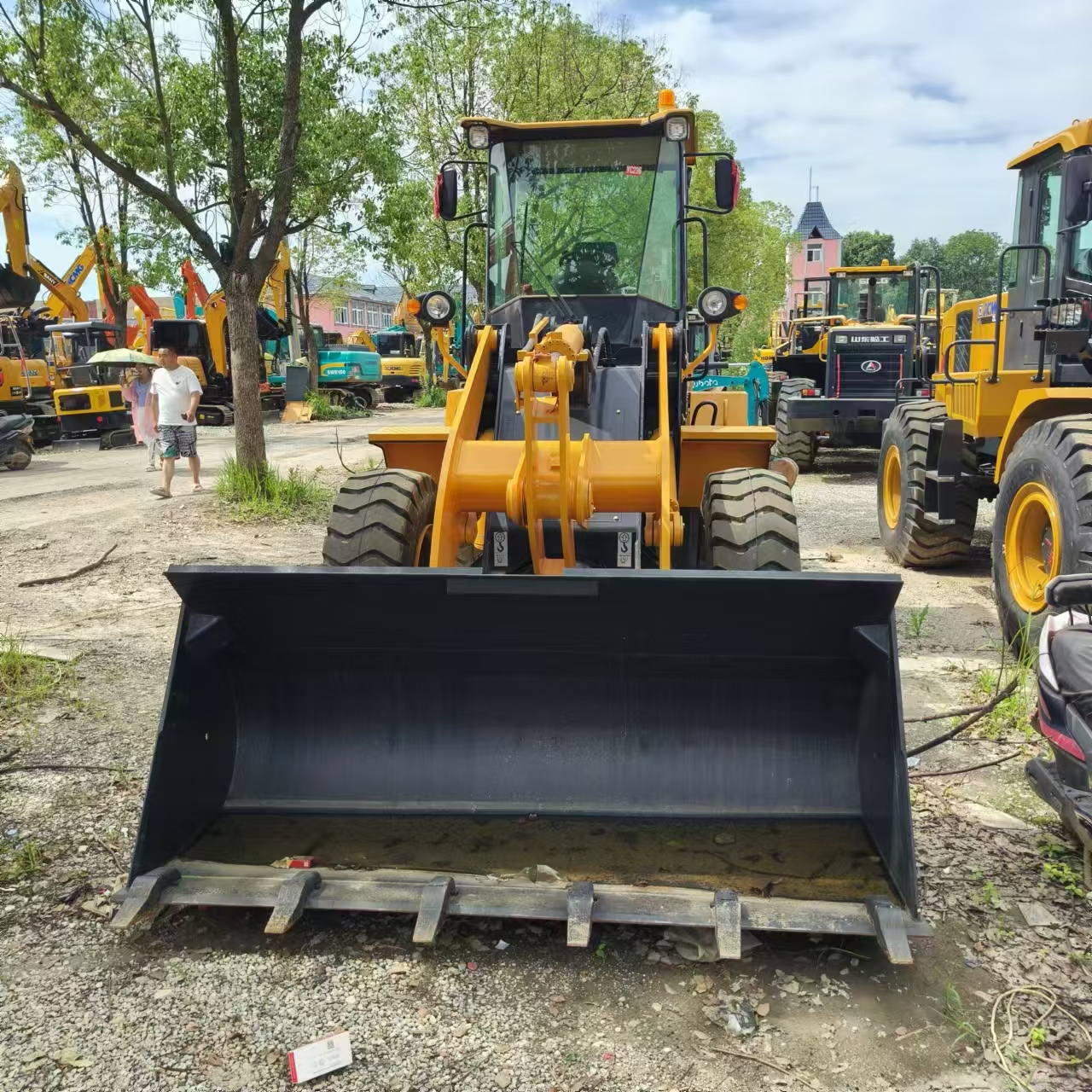 LIUGONG 836 - Ελαστιχοφόρος φορτωτής: φωτογραφία 3 LIUGONG 836 - Ελαστιχοφόρος φορτωτής: φωτογραφία 3