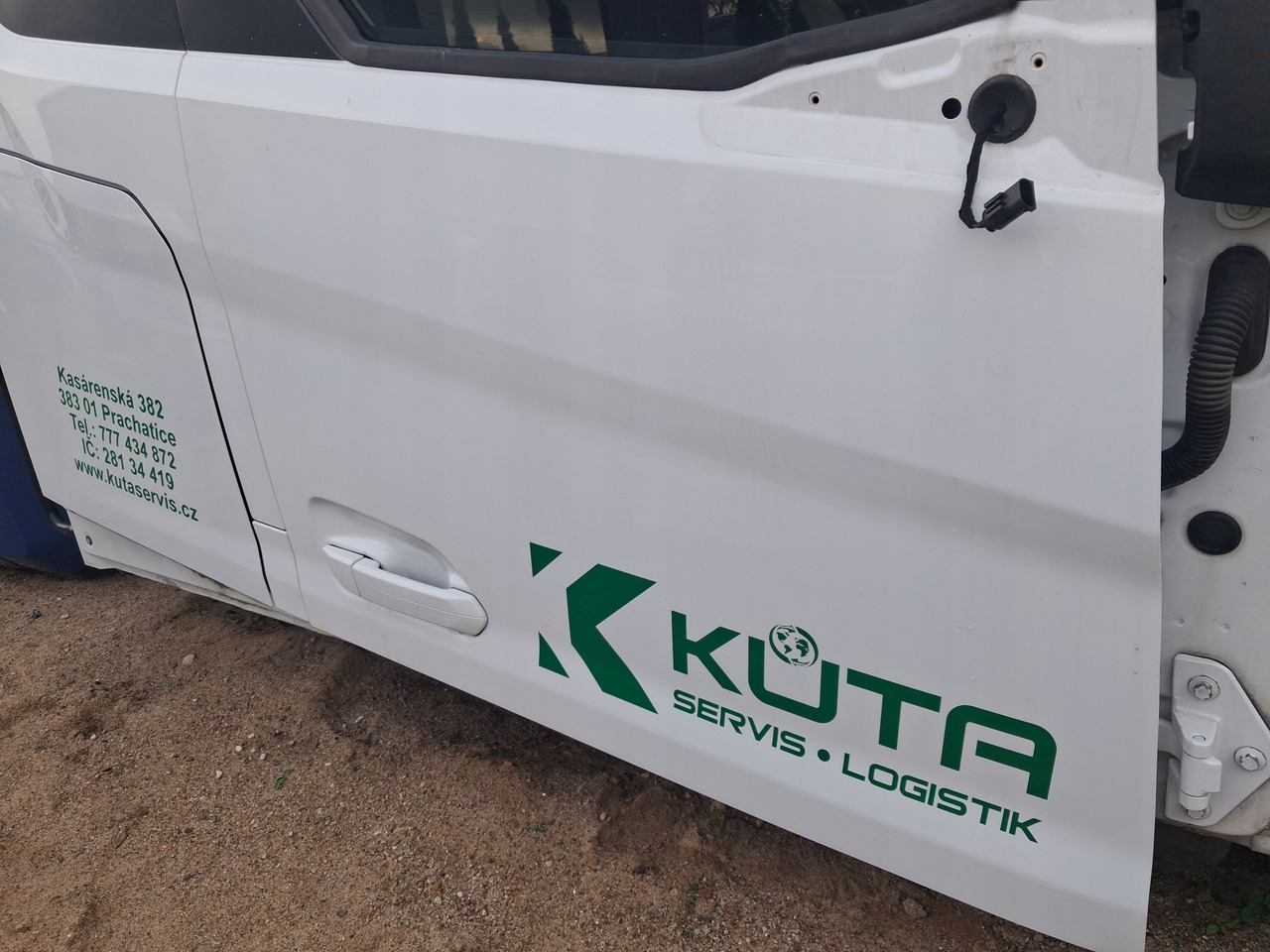 FORD KOMPLETNE PRAWE FORD F-MAX 500 TRUCKS EURO 6 - Πόρτα και ανταλλακτικά για Φορτηγό: φωτογραφία 3 FORD KOMPLETNE PRAWE FORD F-MAX 500 TRUCKS EURO 6 - Πόρτα και ανταλλακτικά για Φορτηγό: φωτογραφία 3