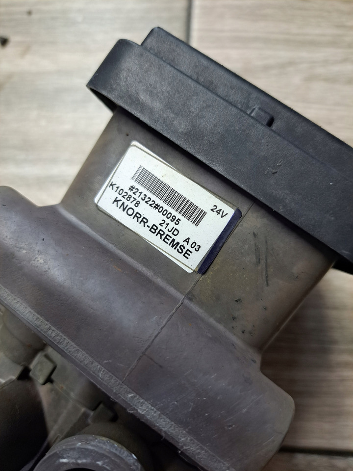KNORR-BREMSE ZAWÓR PNEUMATYCZNY MODULATOR EBS PRZÓD FORD F-MAX CARGO EURO 6 - Βαλβίδα φρένων για Φορτηγό: φωτογραφία 3 KNORR-BREMSE ZAWÓR PNEUMATYCZNY MODULATOR EBS PRZÓD FORD F-MAX CARGO EURO 6 - Βαλβίδα φρένων για Φορτηγό: φωτογραφία 3