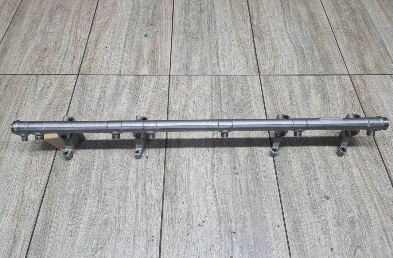 LISTWA PALIWA PALIWOWA WTRYSKOWA VOLVO FH 16 D16K EURO 6 Volvo FH 16 D16K EURO 6 Volvo VOLVO FH 16 D16K EURO 6 - Μετάδοσης κίνησης για Φορτηγό: φωτογραφία 1 LISTWA PALIWA PALIWOWA WTRYSKOWA VOLVO FH 16 D16K EURO 6 Volvo FH 16 D16K EURO 6 Volvo VOLVO FH 16 D16K EURO 6 - Μετάδοσης κίνησης για Φορτηγό: φωτογραφία 1