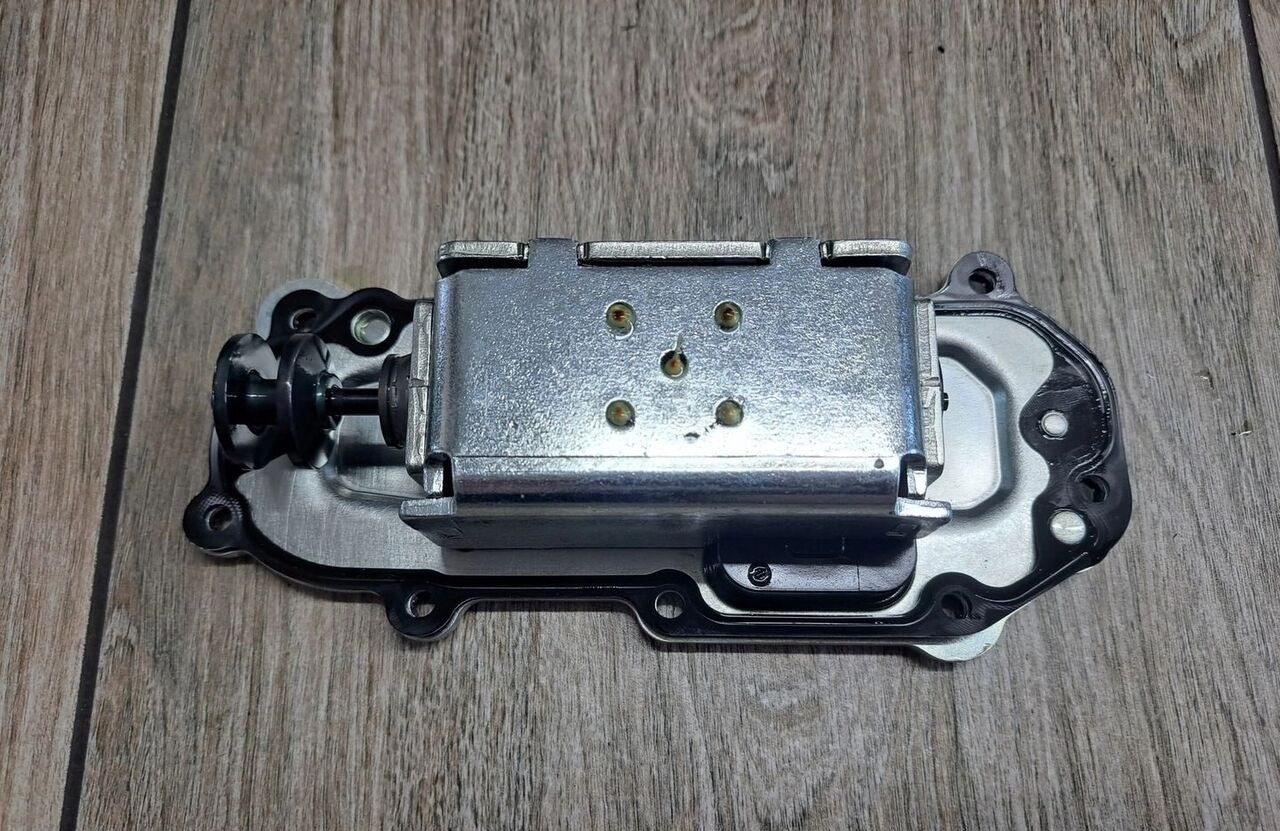 MODUŁ CEWKA BLOK ELEKTRONIKA WYBIERAKA SKRZYNI BIEGÓW ZF TRAXON 0501328597 ZF TRAXON - Μετάδοσης κίνησης για Φορτηγό: φωτογραφία 1 MODUŁ CEWKA BLOK ELEKTRONIKA WYBIERAKA SKRZYNI BIEGÓW ZF TRAXON 0501328597 ZF TRAXON - Μετάδοσης κίνησης για Φορτηγό: φωτογραφία 1
