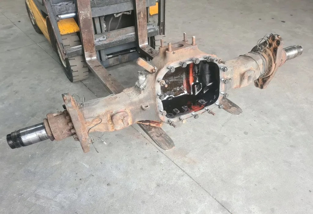 OBUDOWA MOSTU POCHWA NA ZWOLNICY VOLVO FH 4 FM 4 FH 5 FM 5 6x4 8x4 4x2 1048296 P03 - Κρεμαγιέρα: φωτογραφία 1 OBUDOWA MOSTU POCHWA NA ZWOLNICY VOLVO FH 4 FM 4 FH 5 FM 5 6x4 8x4 4x2 1048296 P03 - Κρεμαγιέρα: φωτογραφία 1