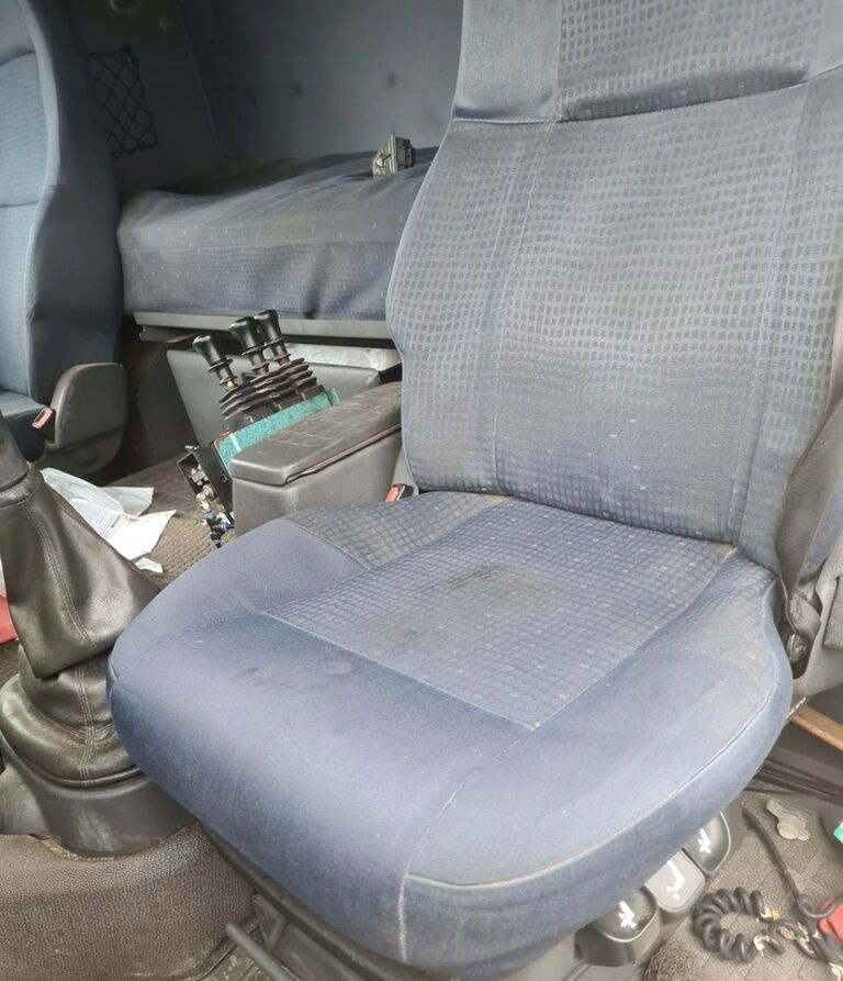 PNEUMATYCZNY KIEROWCY LEWY Volvo FH FM 9 12 13 - Kάθισμα για Φορτηγό: φωτογραφία 1 PNEUMATYCZNY KIEROWCY LEWY Volvo FH FM 9 12 13 - Kάθισμα για Φορτηγό: φωτογραφία 1