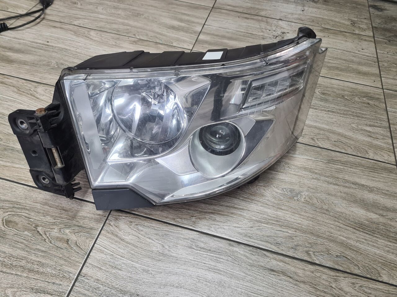 RENAULT LAMPA LEWA REFLEKTOR H7 RENAULT GAMA T RANGE ORYGINAŁ - Προβολέας για Φορτηγό: φωτογραφία 1 RENAULT LAMPA LEWA REFLEKTOR H7 RENAULT GAMA T RANGE ORYGINAŁ - Προβολέας για Φορτηγό: φωτογραφία 1