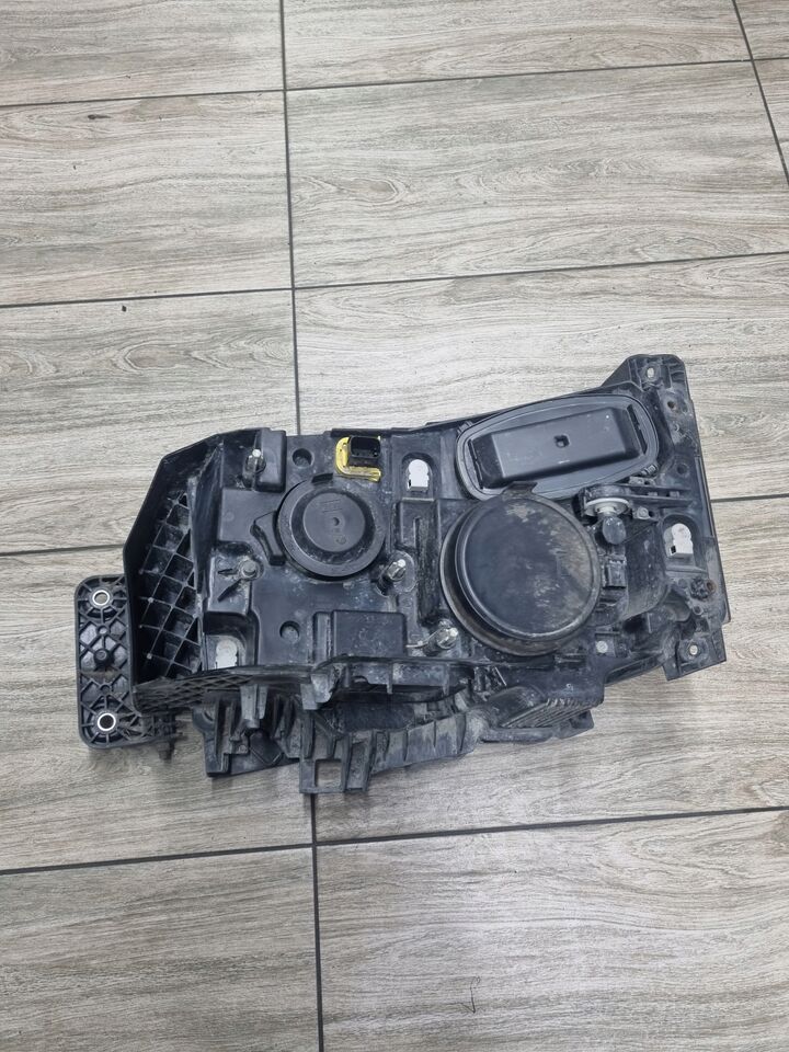 RENAULT LAMPA PRAWA REFLEKTOR RENAULT GAMA T RANGE ORYGINAŁ - Προβολέας για Φορτηγό: φωτογραφία 4 RENAULT LAMPA PRAWA REFLEKTOR RENAULT GAMA T RANGE ORYGINAŁ - Προβολέας για Φορτηγό: φωτογραφία 4