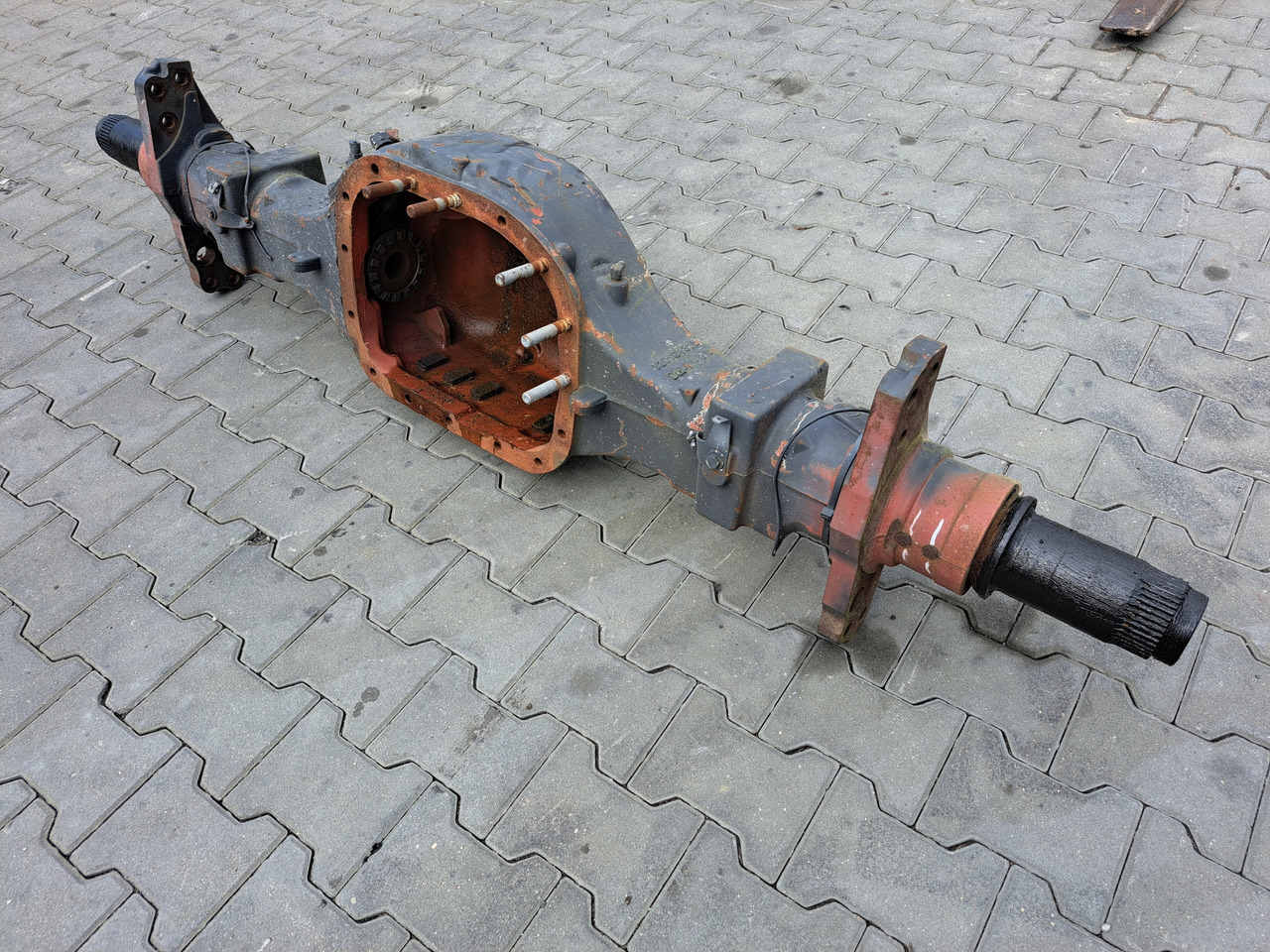 RENAULT OBUDOWA MOSTU POCHWA RENAULT KERAX LANDER RS1370HV 6x4 8x4 4x2 - Πίσω άξονας για Φορτηγό: φωτογραφία 1 RENAULT OBUDOWA MOSTU POCHWA RENAULT KERAX LANDER RS1370HV 6x4 8x4 4x2 - Πίσω άξονας για Φορτηγό: φωτογραφία 1