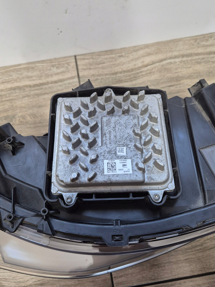 RENAULT REFLEKTOR LAMPA RENAULT RANGE T GAMA T EVOLUTION EVO LED LEWA - Προβολέας για Φορτηγό: φωτογραφία 5 RENAULT REFLEKTOR LAMPA RENAULT RANGE T GAMA T EVOLUTION EVO LED LEWA - Προβολέας για Φορτηγό: φωτογραφία 5