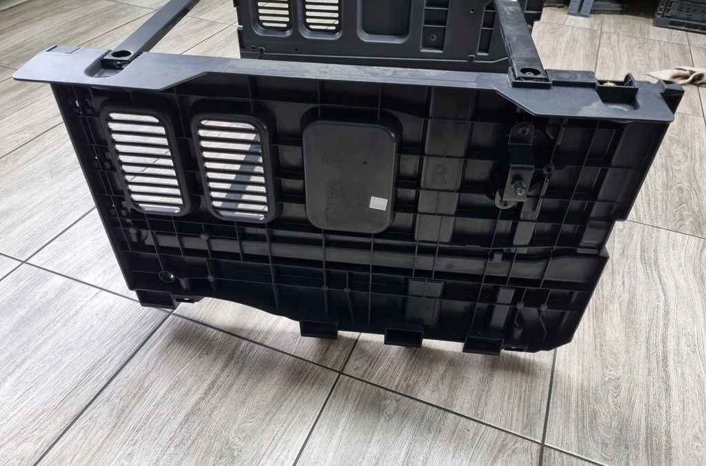 RENAULT ZABUDOWA SZUFLADY LODÓWKI ORYGINAŁ RENAULT GAMA T HIGH 82313425 82313428 - Καμπίνα και εσωτερικό: φωτογραφία 4 RENAULT ZABUDOWA SZUFLADY LODÓWKI ORYGINAŁ RENAULT GAMA T HIGH 82313425 82313428 - Καμπίνα και εσωτερικό: φωτογραφία 4