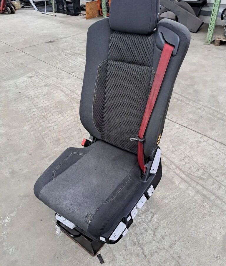 Renault SIEDZENIE KIEROWCY Renault RANGE GAMA T C K - Kάθισμα για Φορτηγό: φωτογραφία 1 Renault SIEDZENIE KIEROWCY Renault RANGE GAMA T C K - Kάθισμα για Φορτηγό: φωτογραφία 1