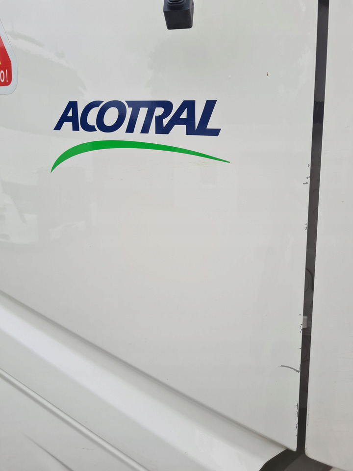 VOLVO DRZWI KOMPLETNE PRAWE VOLVO FH 5 ORYGINAŁ 1103 - Πόρτα και ανταλλακτικά: φωτογραφία 2 VOLVO DRZWI KOMPLETNE PRAWE VOLVO FH 5 ORYGINAŁ 1103 - Πόρτα και ανταλλακτικά: φωτογραφία 2