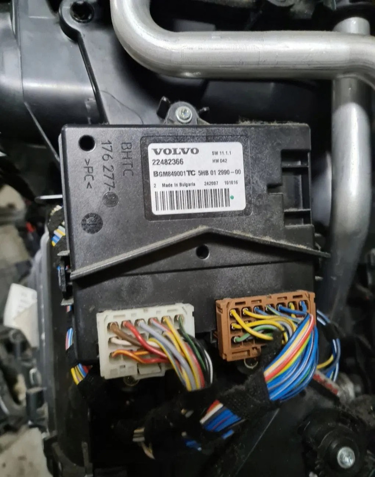 VOLVO STEROWNIK MODUŁ NAGRZEWNICY VOLVO FH 4 FM 4 FMX - Θέρμανση/ Εξαερισμός για Φορτηγό: φωτογραφία 1 VOLVO STEROWNIK MODUŁ NAGRZEWNICY VOLVO FH 4 FM 4 FMX - Θέρμανση/ Εξαερισμός για Φορτηγό: φωτογραφία 1