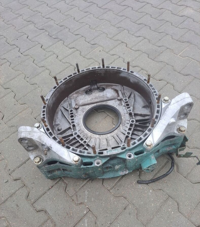 Volvo OBUDOWA SPRZĘGŁA KOŁA ZAMACHOWEGO VOLVO FM FH D12D 1285 - Σφόνδυλος για Φορτηγό: φωτογραφία 1 Volvo OBUDOWA SPRZĘGŁA KOŁA ZAMACHOWEGO VOLVO FM FH D12D 1285 - Σφόνδυλος για Φορτηγό: φωτογραφία 1