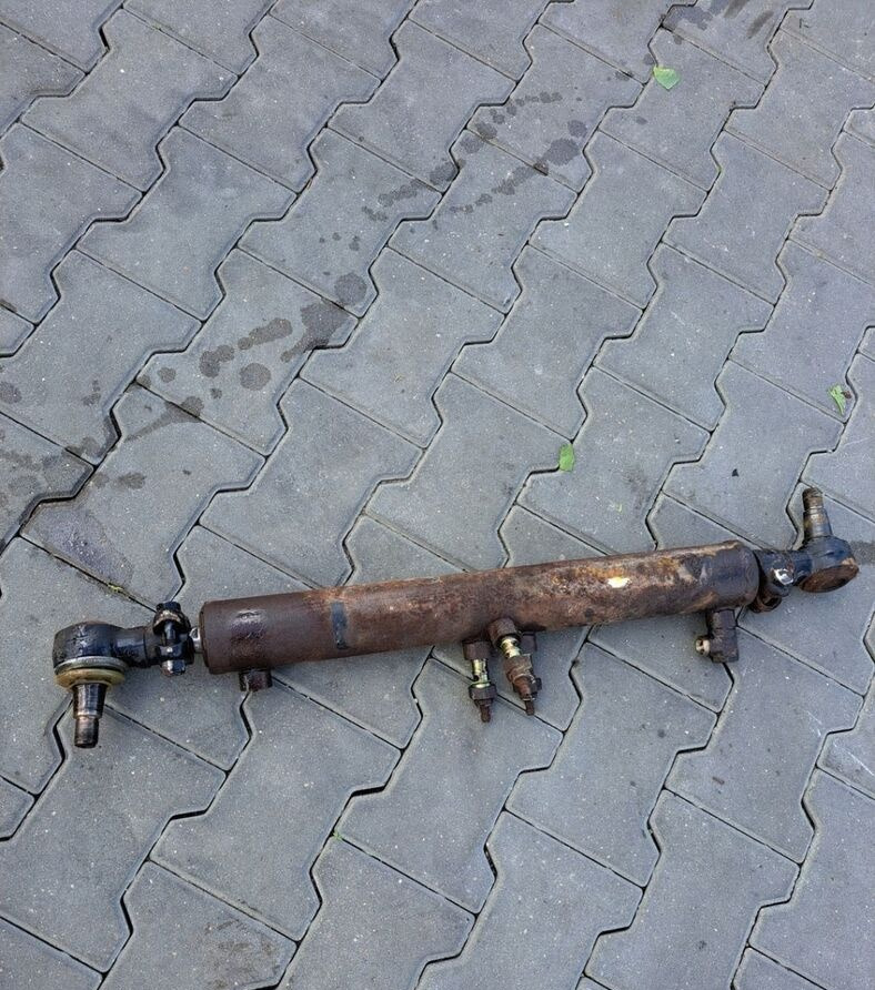 Volvo SIŁOWNIK OSI SKRĘTNEJ KIEROWANEJ 3987646 Volvo FH FM 9 12 - Συστήματος διεύθυνσης για Φορτηγό: φωτογραφία 1 Volvo SIŁOWNIK OSI SKRĘTNEJ KIEROWANEJ 3987646 Volvo FH FM 9 12 - Συστήματος διεύθυνσης για Φορτηγό: φωτογραφία 1